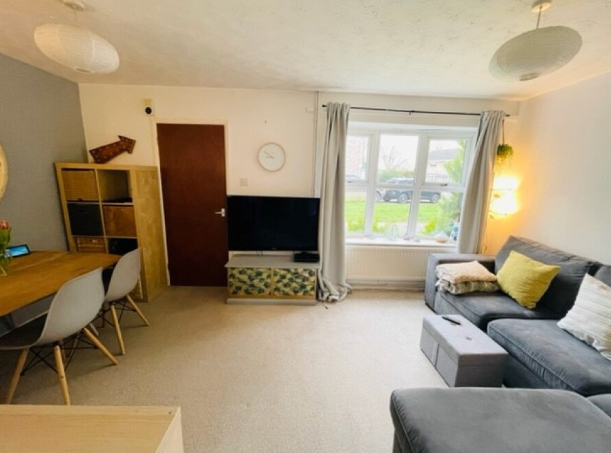 Property photo 3 of 7