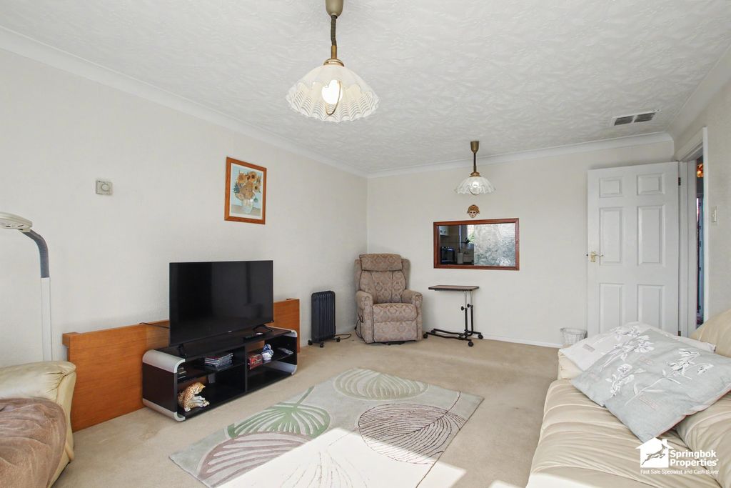 Property photo 3 of 12 Image 3