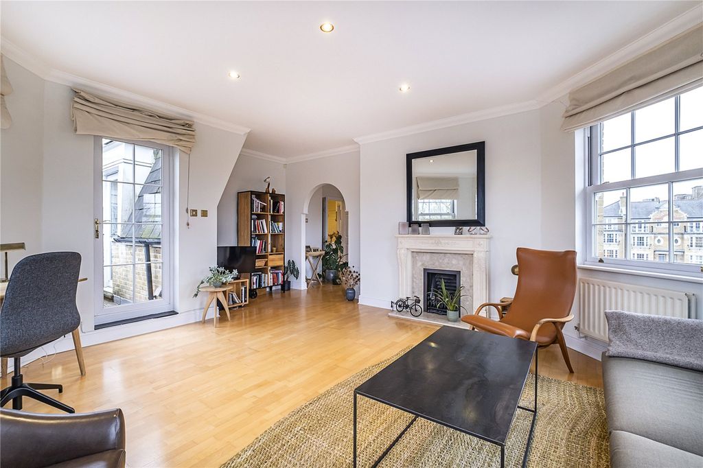 Property photo 2 of 17 Reception Room