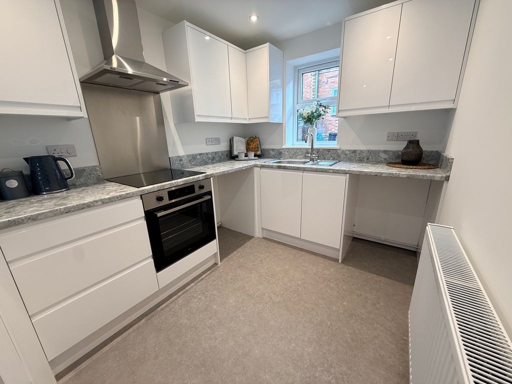 Property photo 2 of 15 Kitchen Best