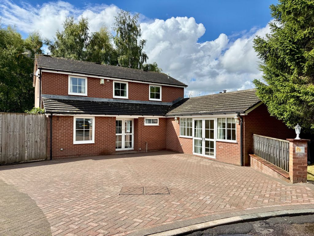 Property photo 1 of 49