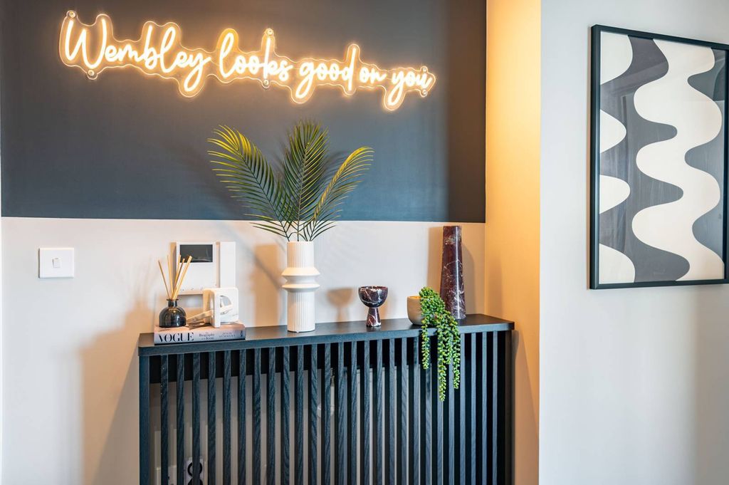 Property photo 2 of 22