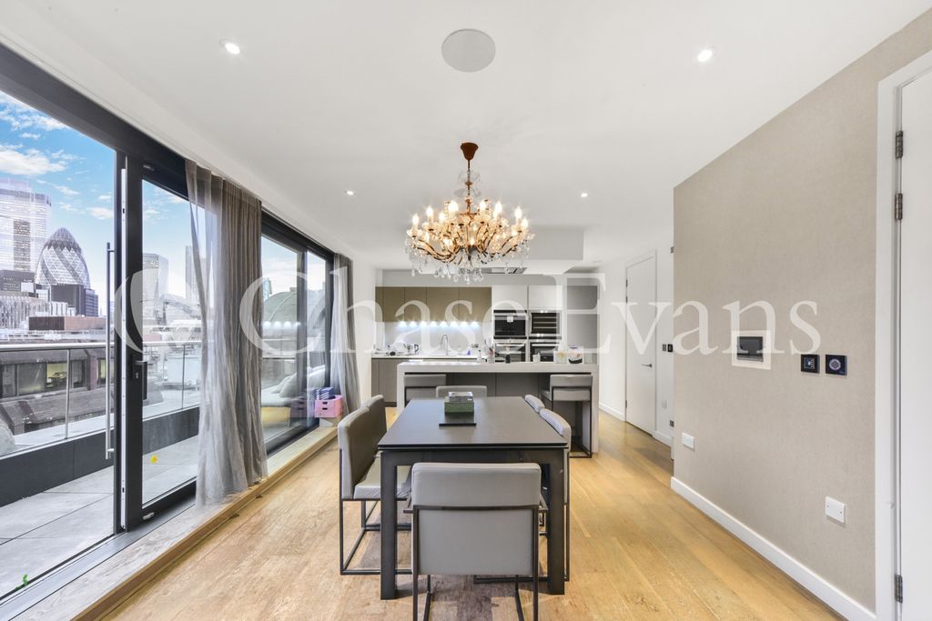 Property photo 3 of 17 Sterling Mansions, G