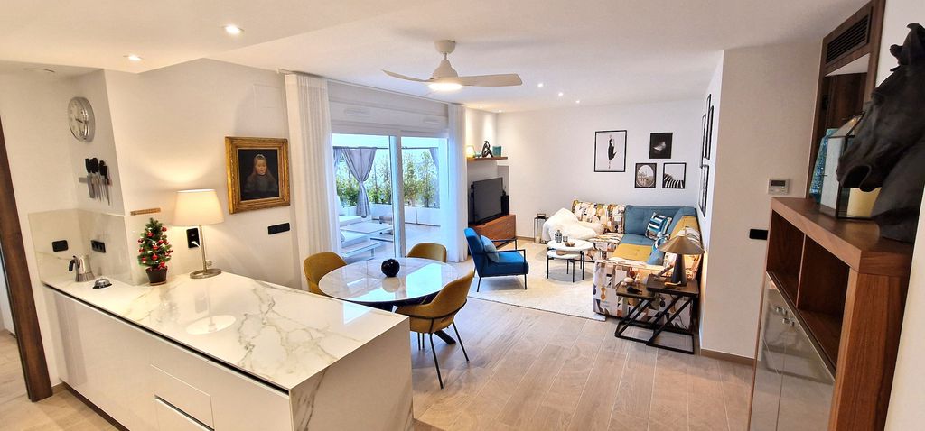 Property photo 3 of 47