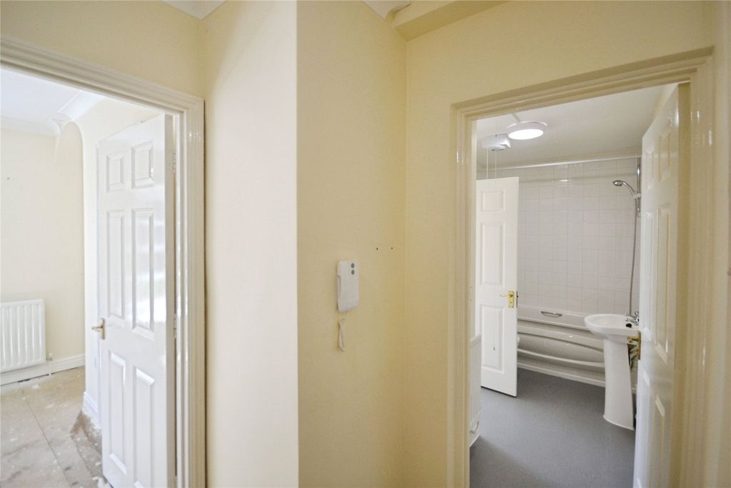 Property photo 3 of 16 Picture No. 06