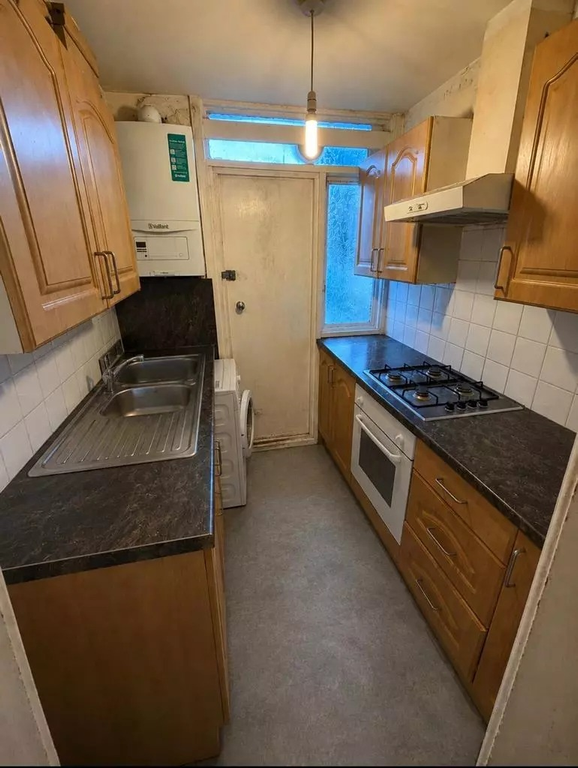 Property photo 2 of 3