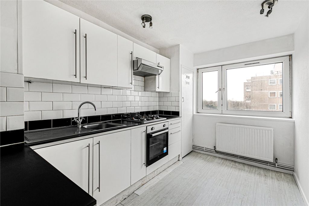 Property photo 2 of 16 Kitchen