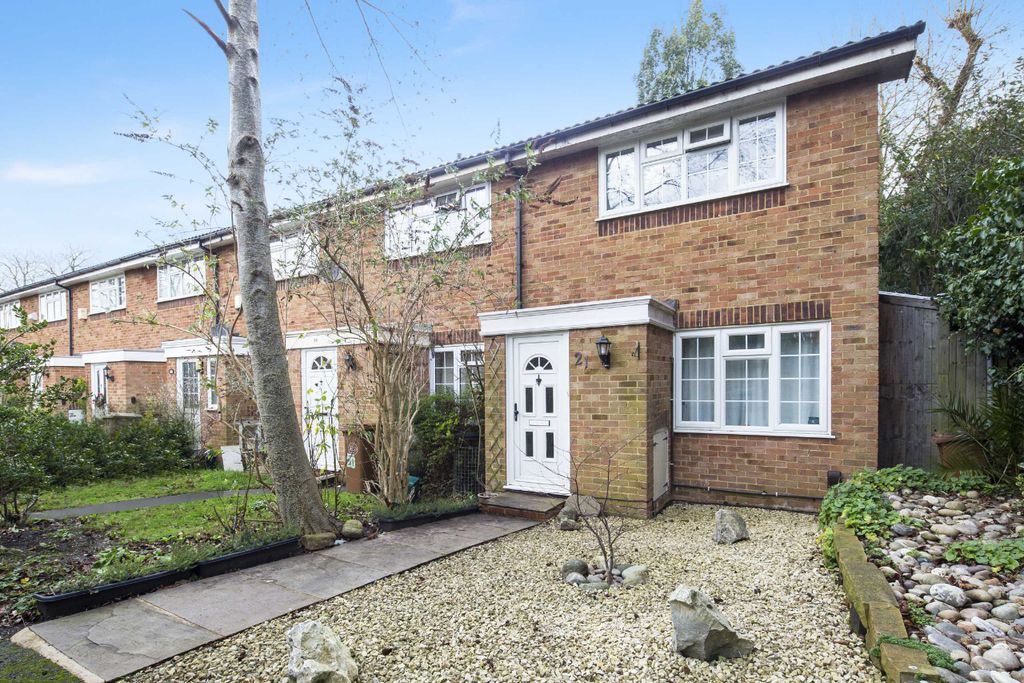 Property photo 1 of 11 Photo