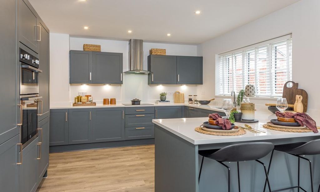 Property photo 2 of 8 Dandara - Zoopla -