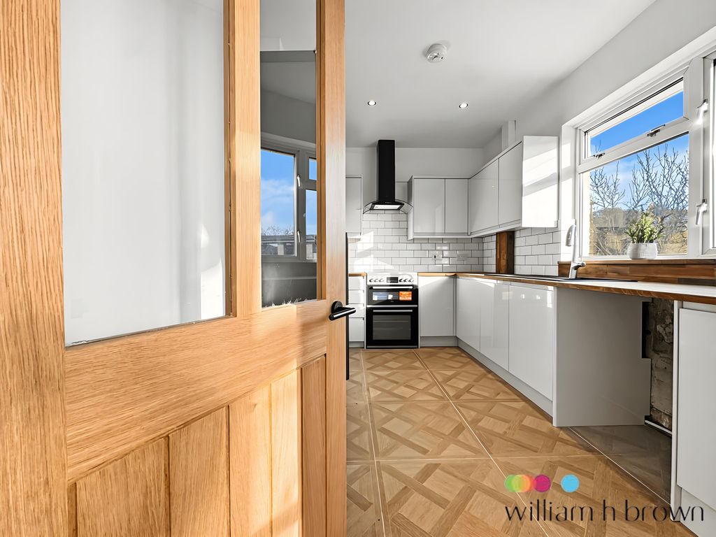 Property photo 1 of 14 Image