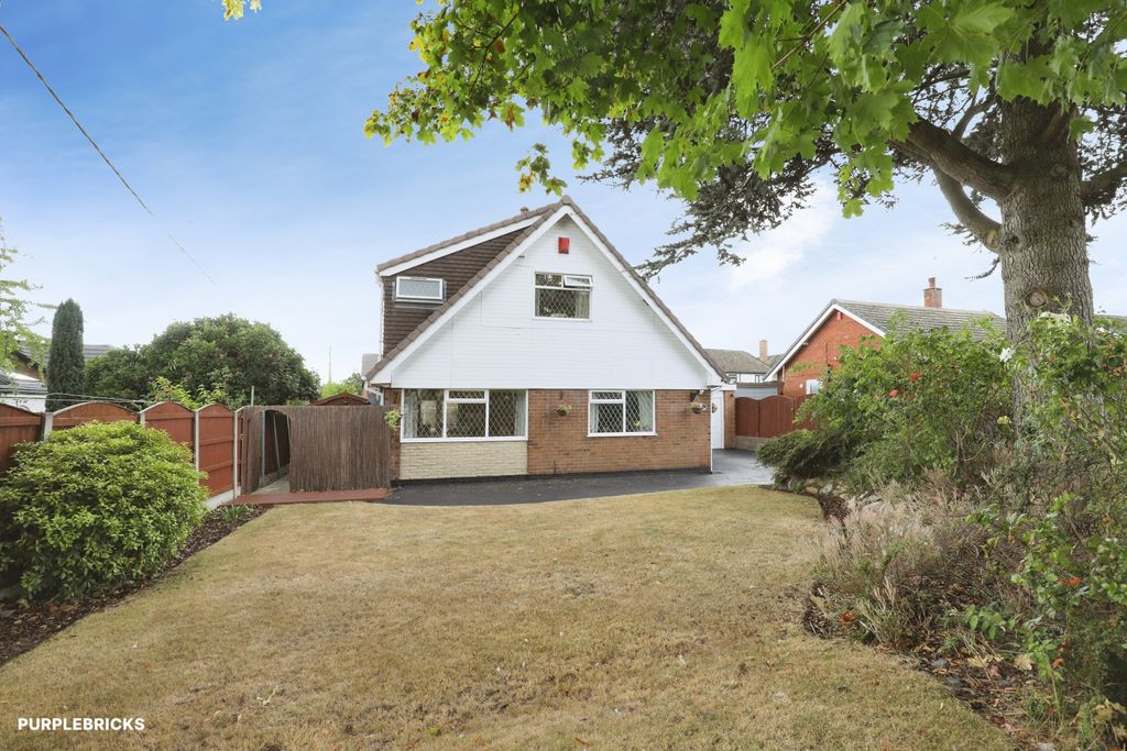 Property photo 2 of 26