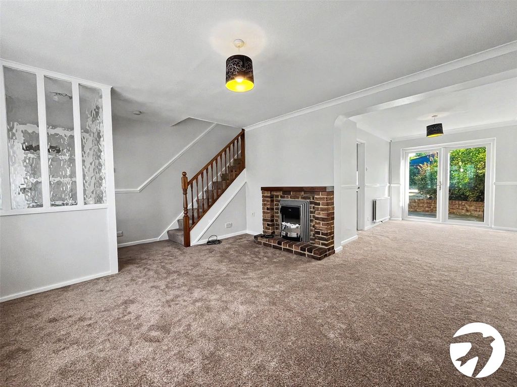 Property photo 2 of 20 Picture No. 23