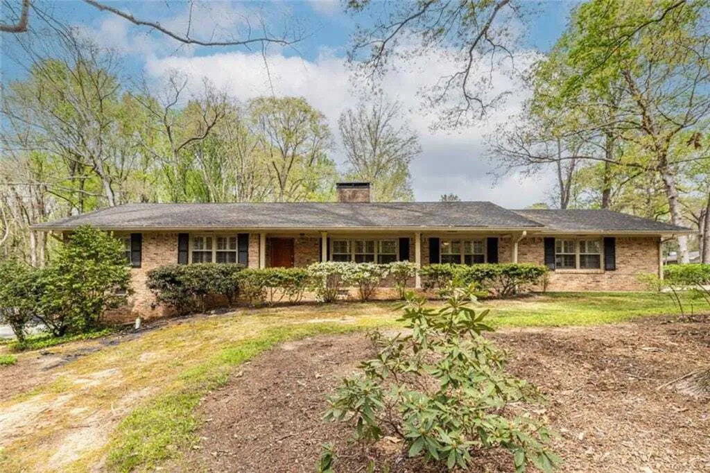 Property photo 1 of 20