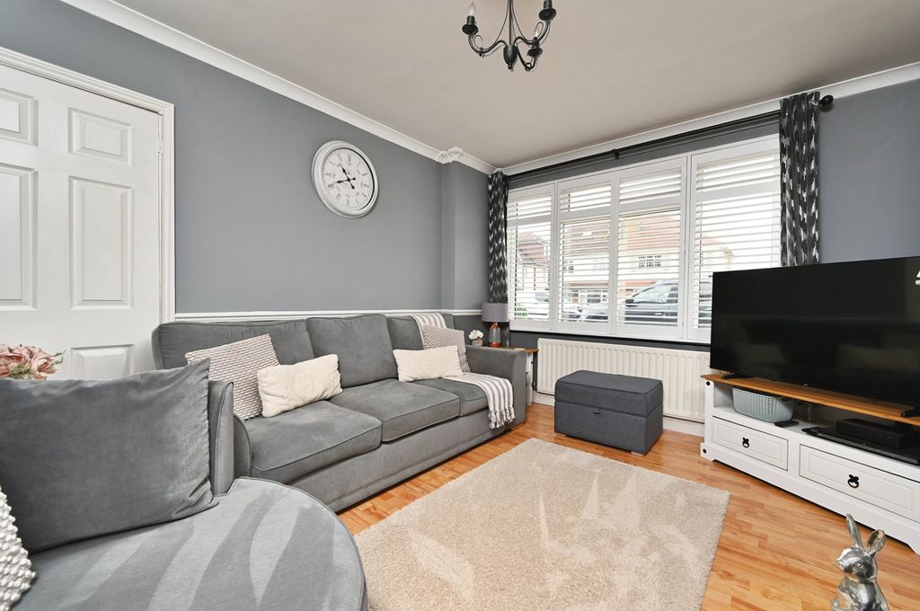 Property photo 3 of 24 Picture No. 18