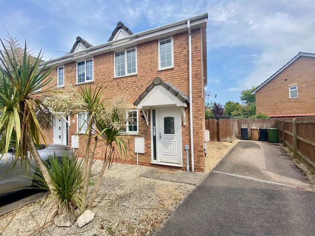 Property photo 1 of 11