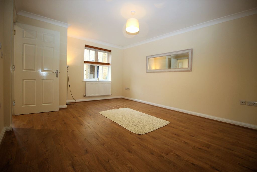 Property photo 2 of 14 Image