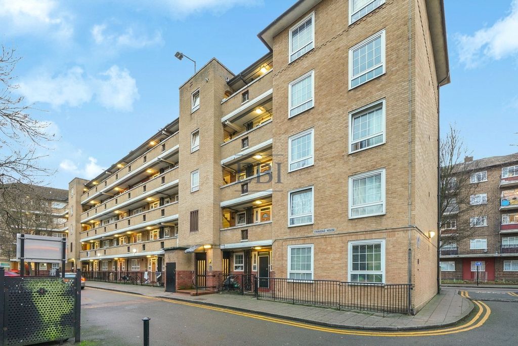 Property photo 1 of 17 Picture No. 11