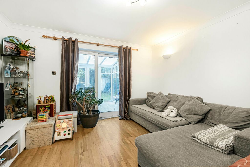 Property photo 1 of 21 Photo 0