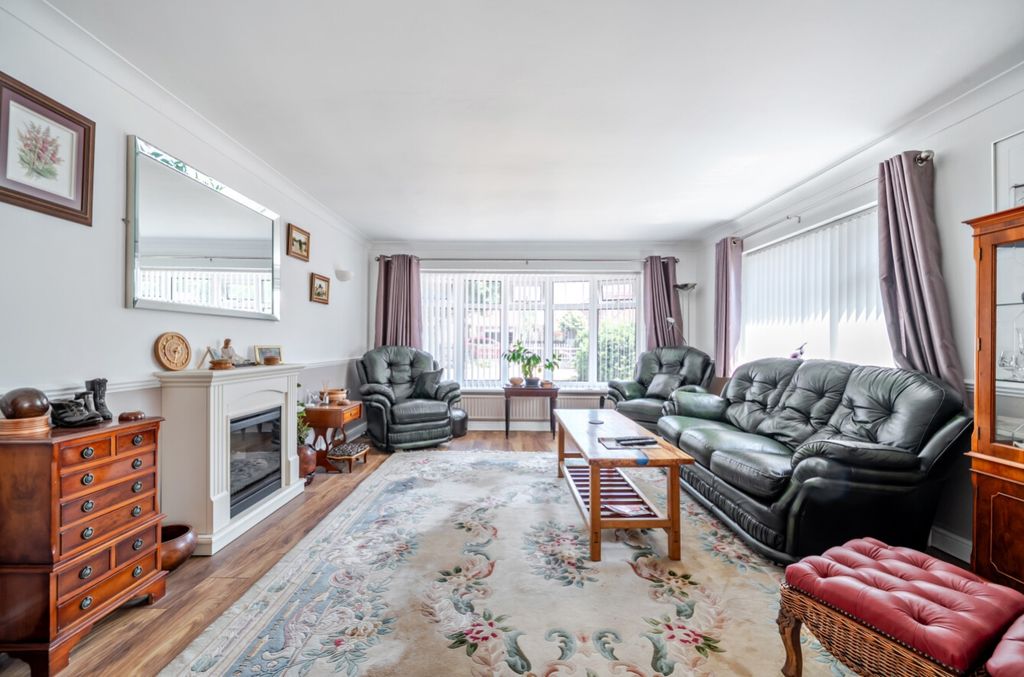 Property photo 2 of 28 1488778-23-6A52471654c2d