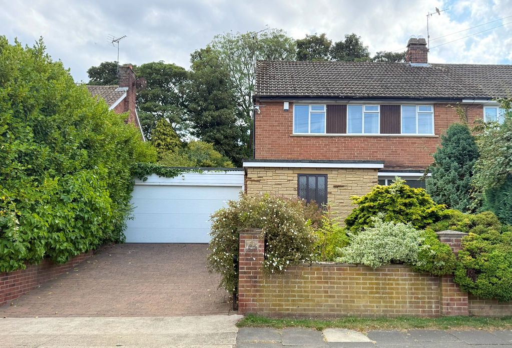 Property photo 1 of 17 Front External