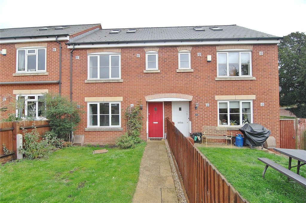 Property photo 1 of 11 Picture No. 23