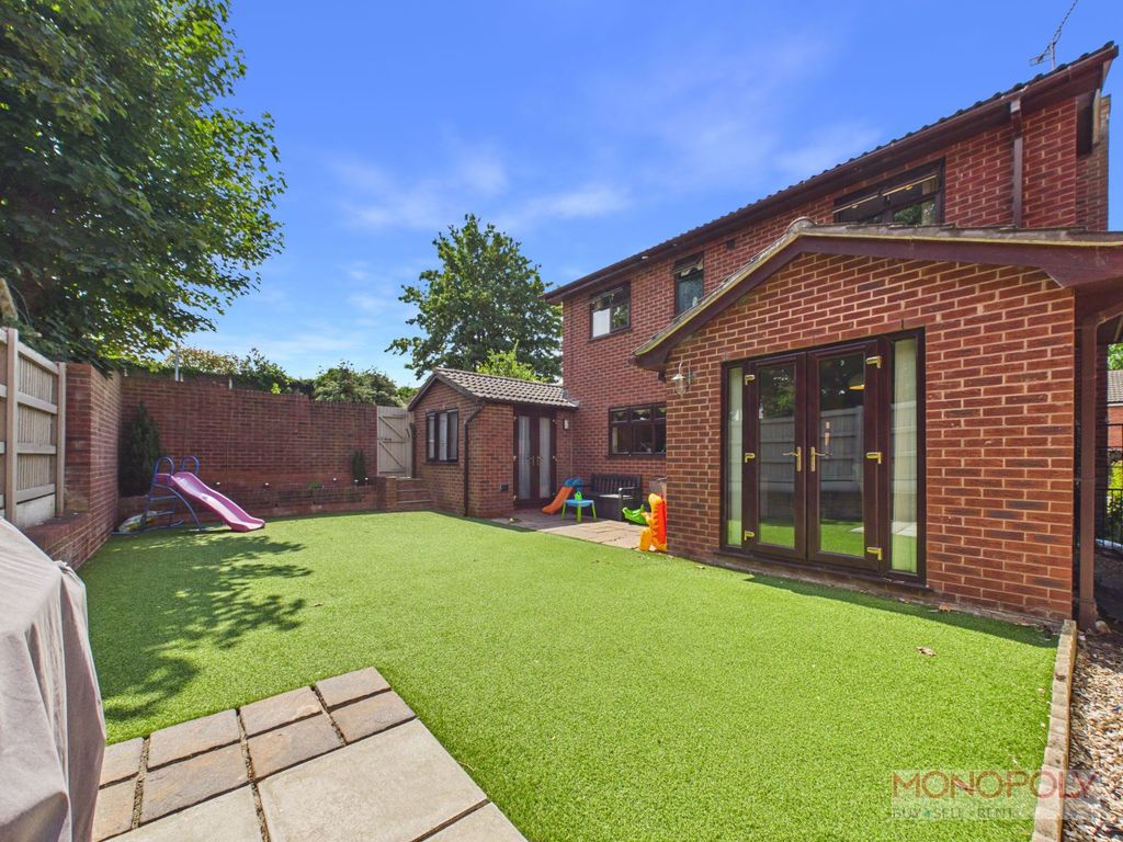 Property photo 3 of 36