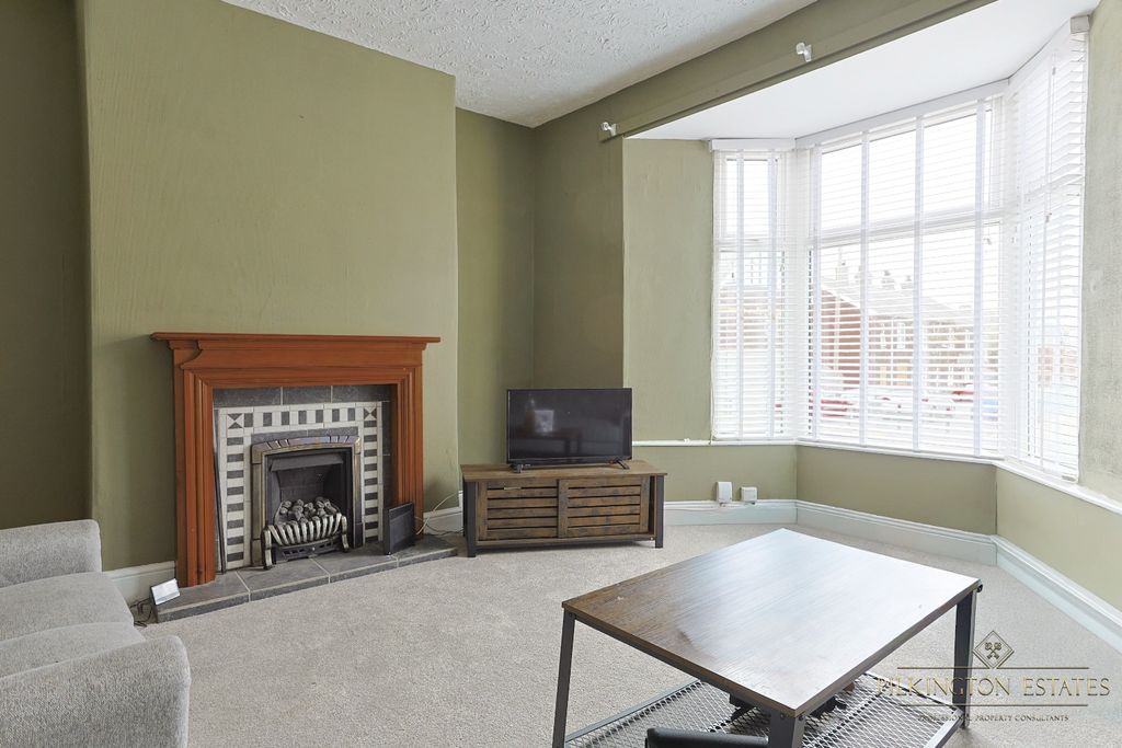 Property photo 2 of 11 4668942