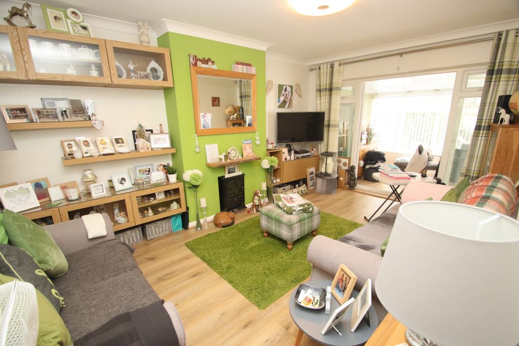 Property photo 2 of 19 Photo 14