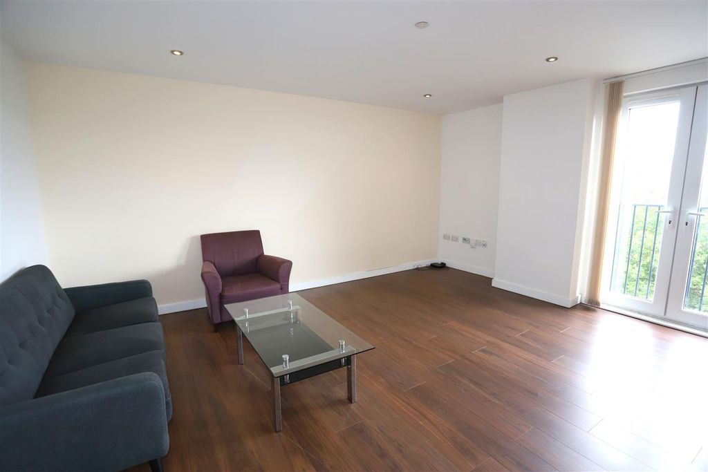 Property photo 2 of 10 Living Room.Jpg