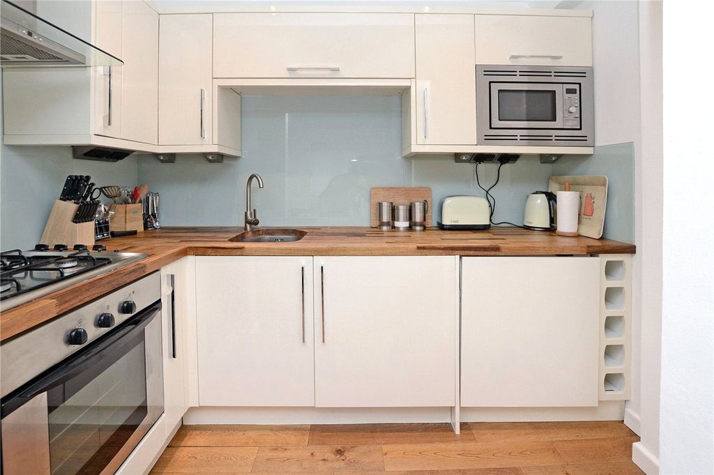 Property photo 3 of 9 Picture No. 08