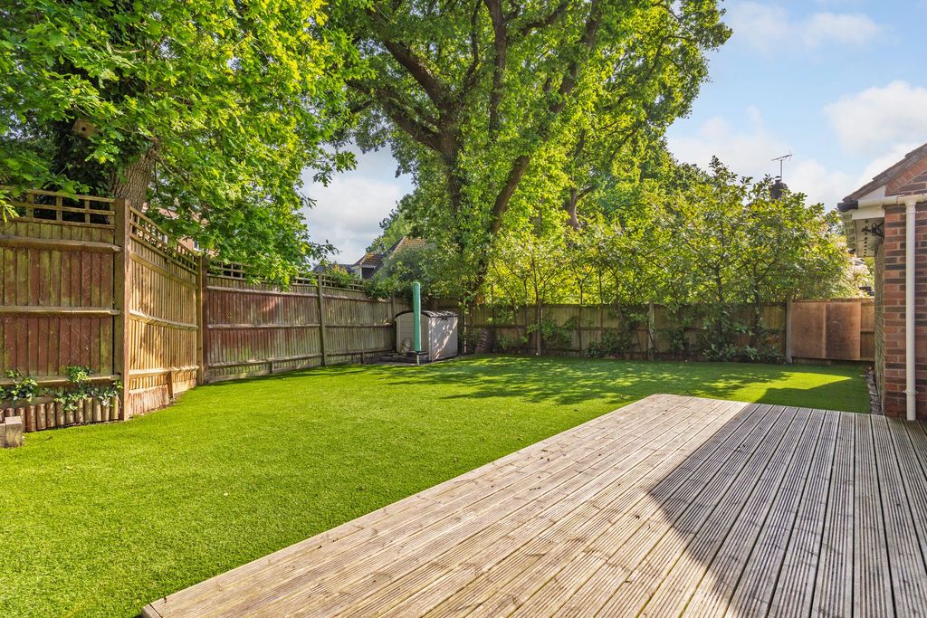 So21 St. Vigor Way, Colden Common SO21, 5 bed detached house for sale, £ ...