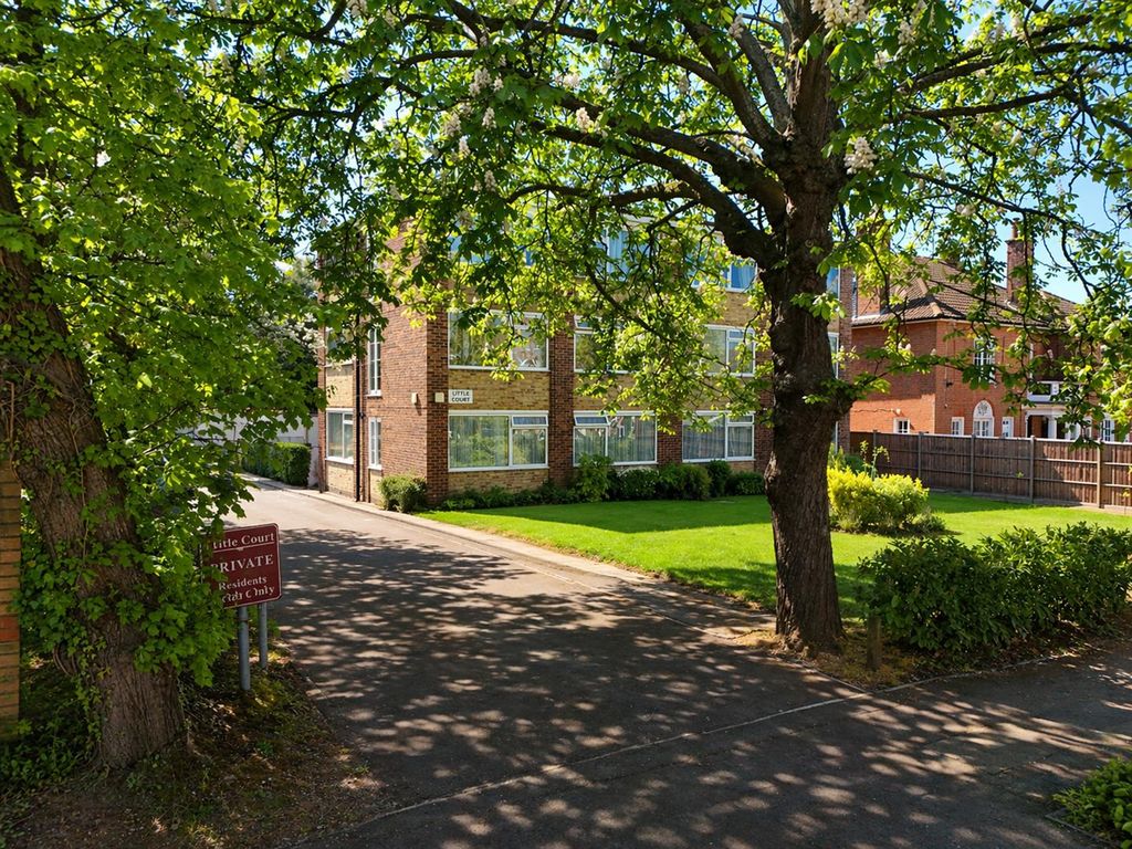 Property photo 1 of 12 Front