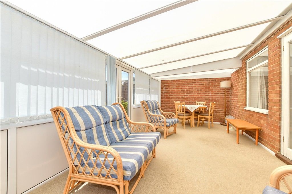 Property photo 3 of 11 Conservatory