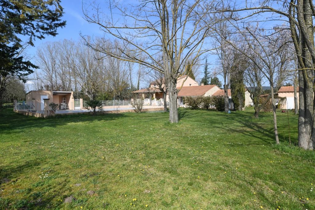 Property photo 2 of 29