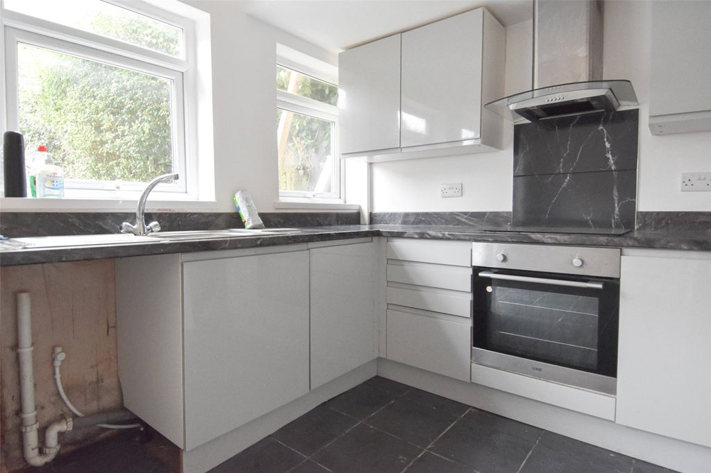 Property photo 2 of 8 Picture No. 03