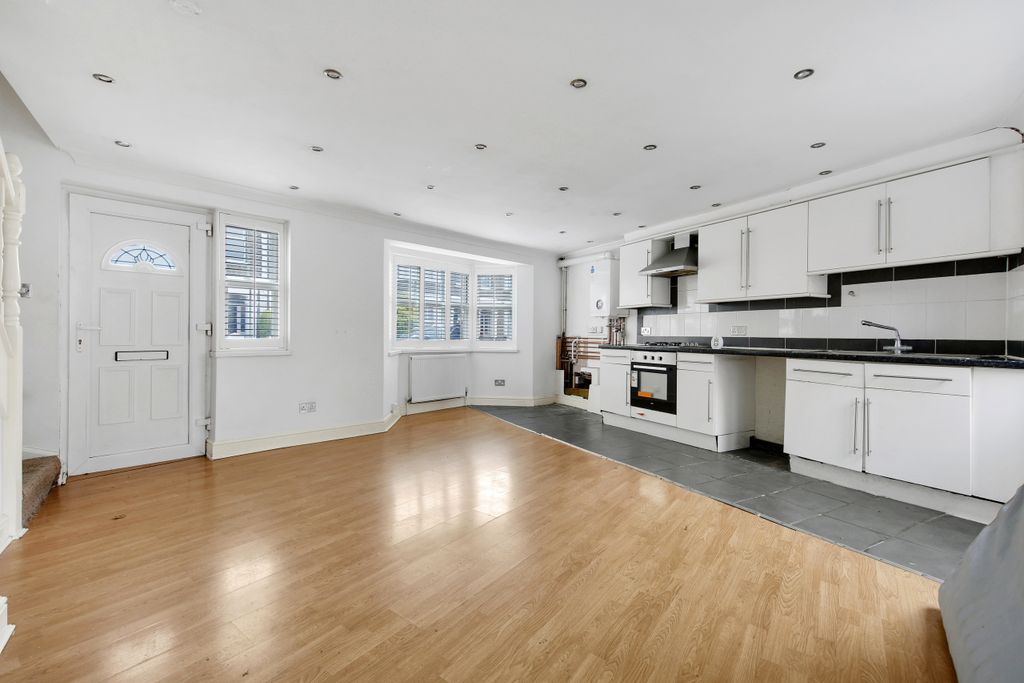Property photo 2 of 10 _W6B7555