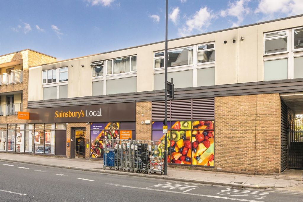 Property photo 1 of 5