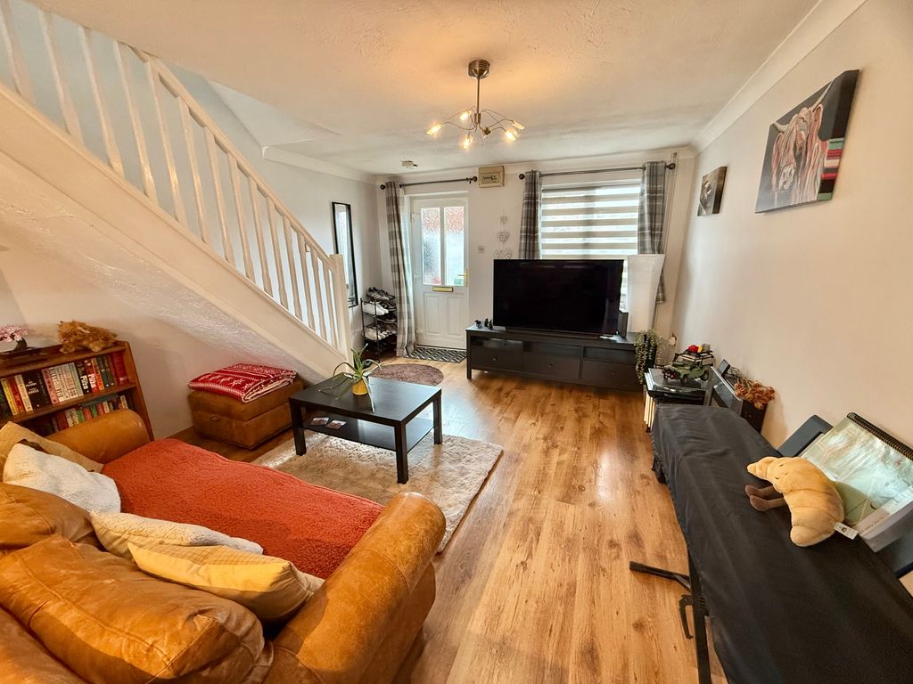Property photo 3 of 12