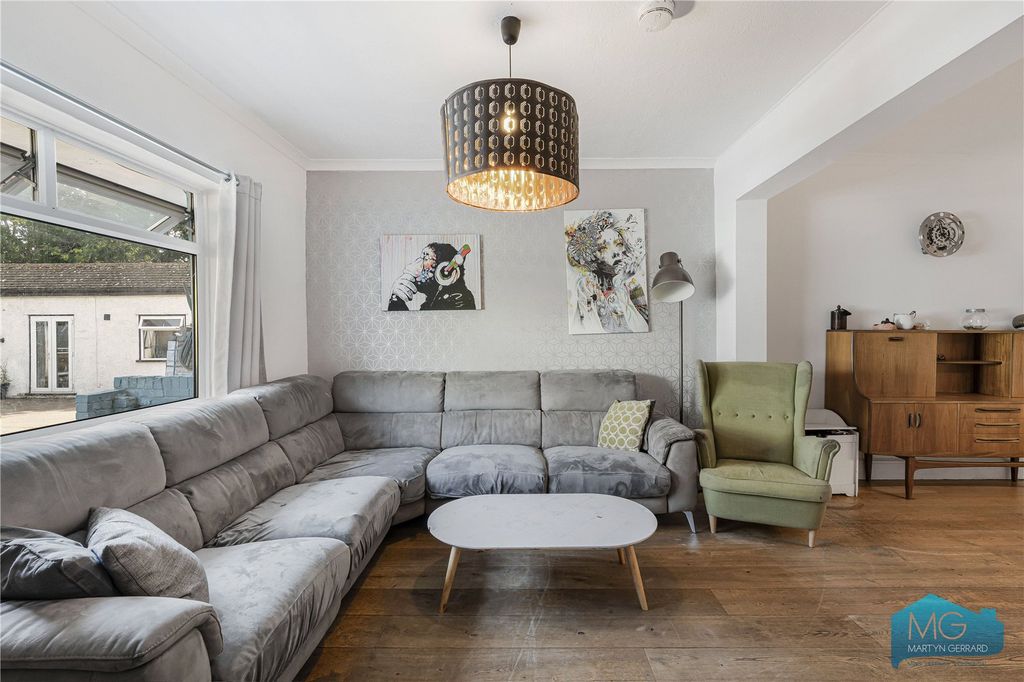 Property photo 1 of 21 Picture No. 28