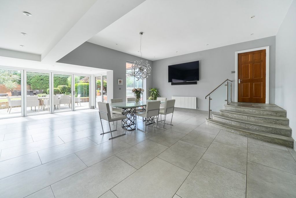 Additional image 6 of 6 bed detached house for saleChurch Road, Westoning MK45