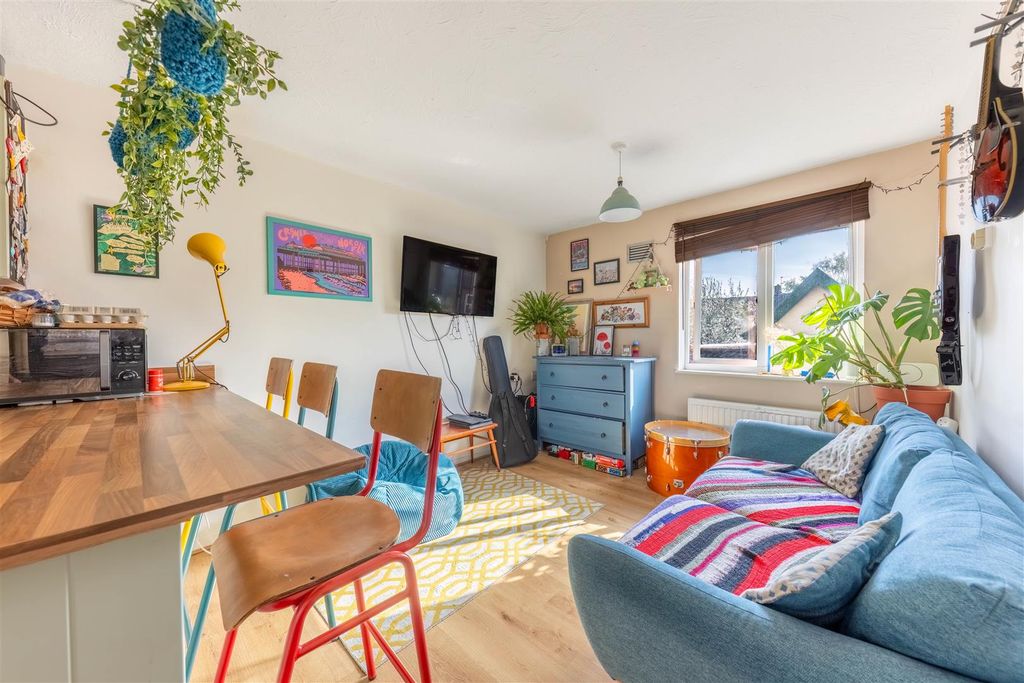 Property photo 2 of 9 ba.Jpg