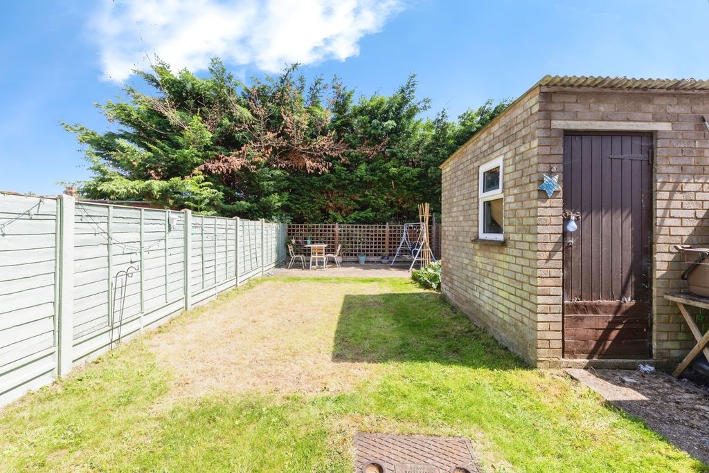 Property photo 2 of 17 Rear Garden