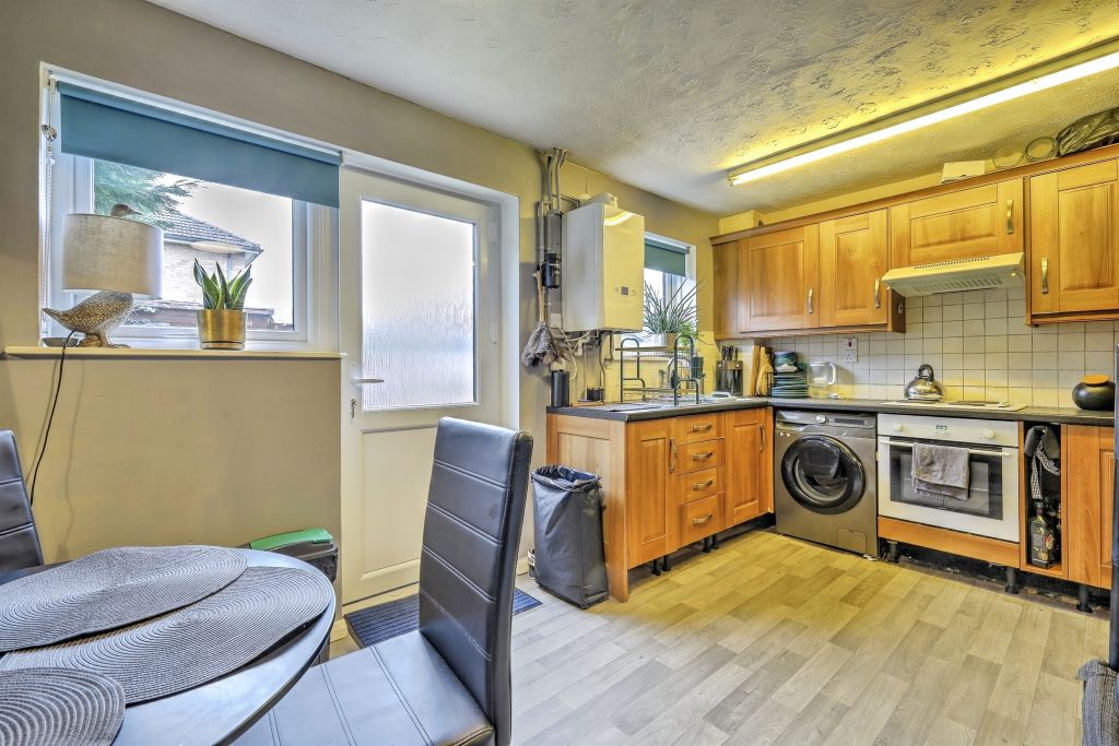 Property photo 2 of 14