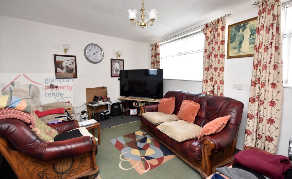Property photo 2 of 16 l1.Jpg