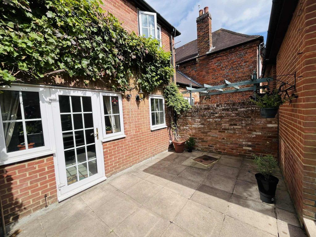 Property photo 3 of 18