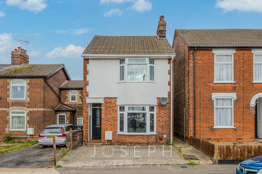 Property photo 1 of 25
