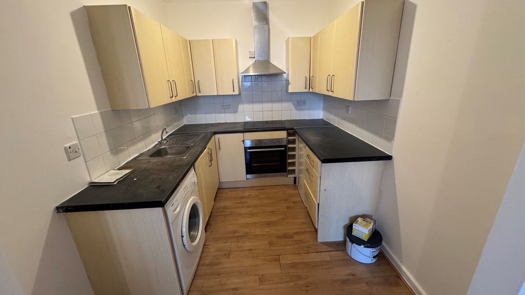 Property photo 2 of 7 Living Room