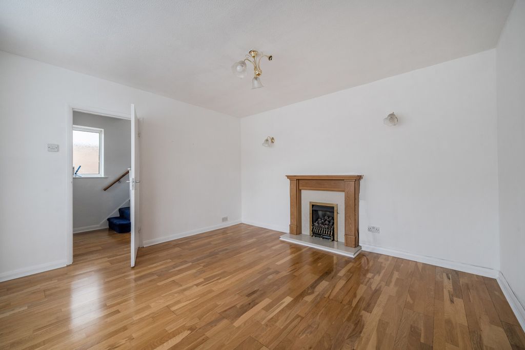 Property photo 2 of 17 1393664-13-69457A...