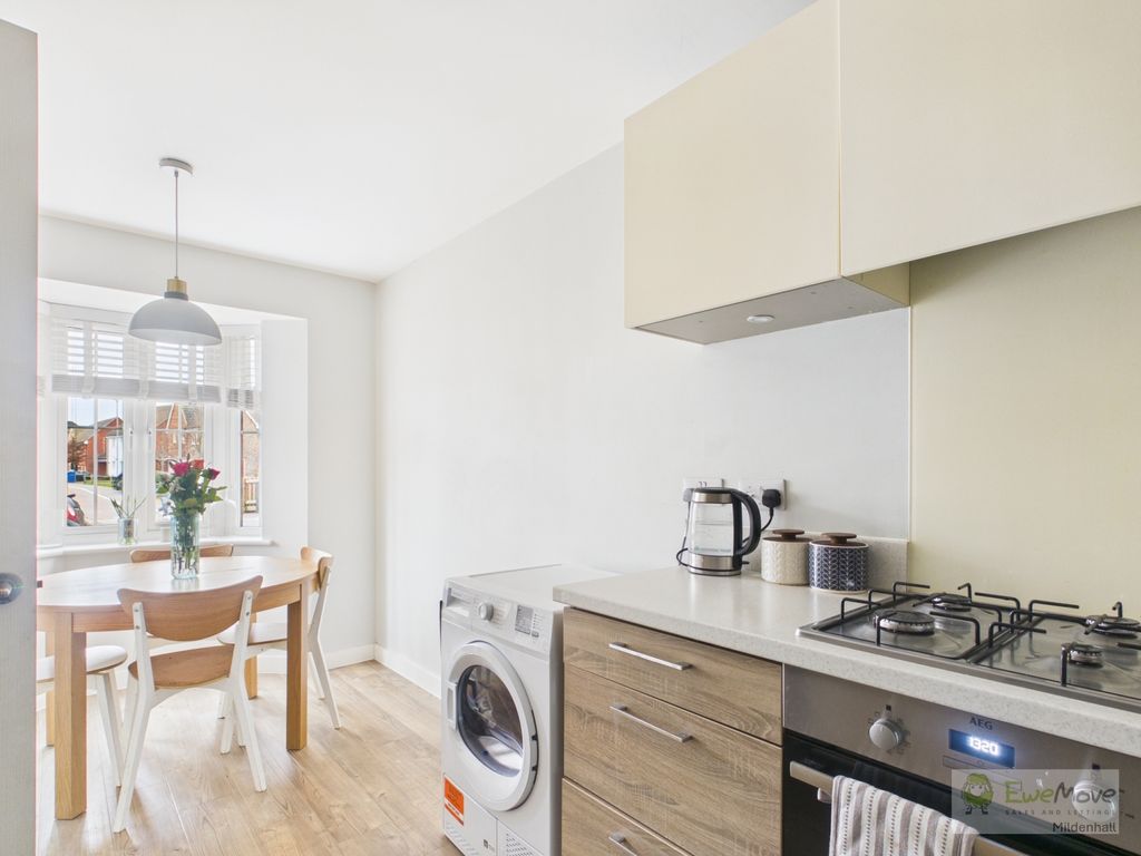 Property photo 3 of 14 Cam03603G0-Pr0057-Still005