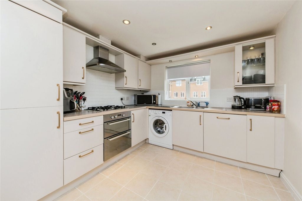 Property photo 2 of 16 Picture No. 04